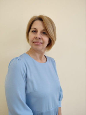 Воспитатель высшей категории Богомолова Алина Владимировна